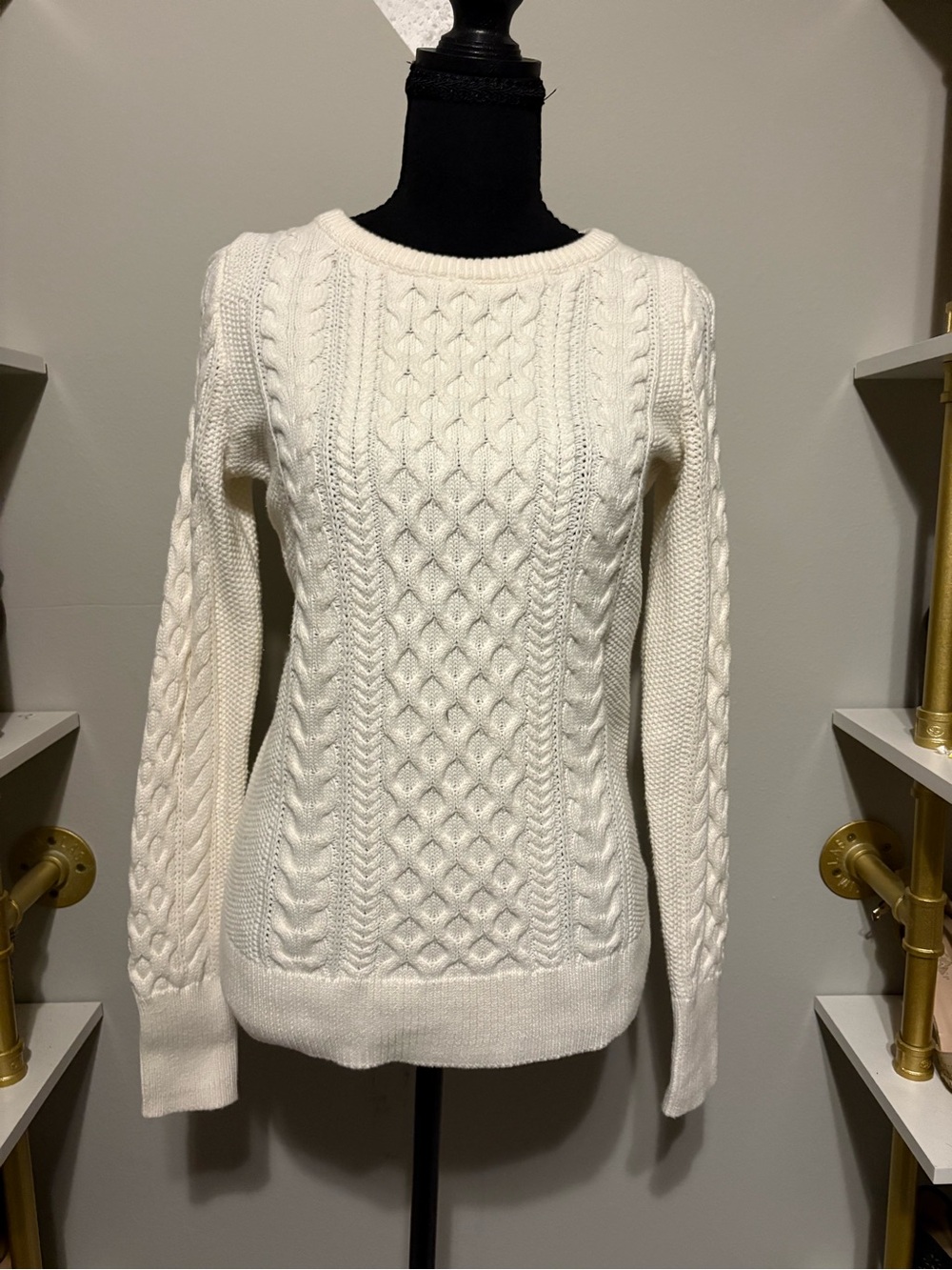 GAP Ivory Cable Knit Crewneck Sweater